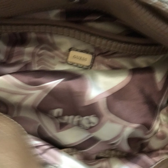 Guess Purse - Picture 8 of 8